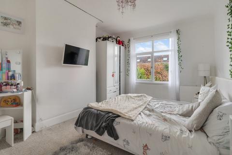 132 Ness Road, Shoeburyness, Southend-on-sea, SS3 9DL