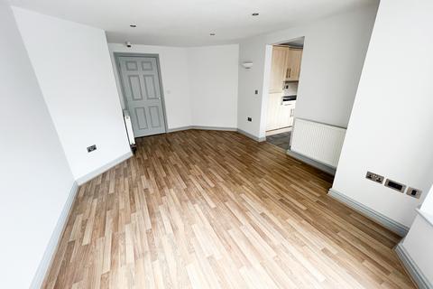 3 bedroom flat to rent, Park View Apartments, Lincoln, LN6
