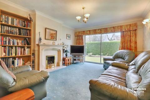 5 Beechfield Rise, Lichfield, WS13 6EL