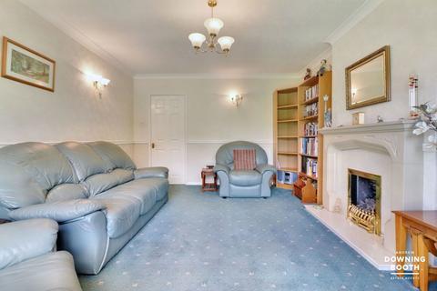 5 Beechfield Rise, Lichfield, WS13 6EL