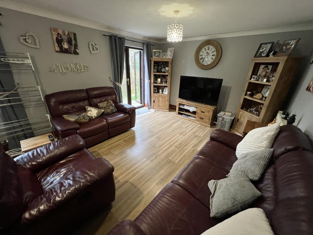 Rear Lounge/Dining Room