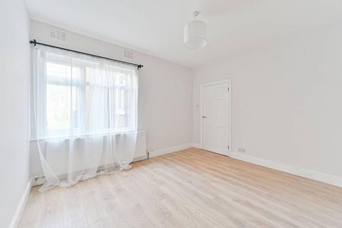 2 bedroom maisonette to rent, Kirkdale, Sydenham, London, SE26