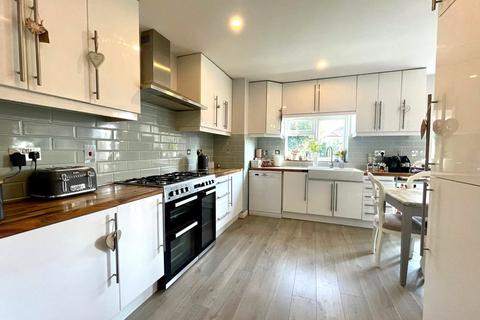 22 Farnham Road, Welling, DA16 1LQ