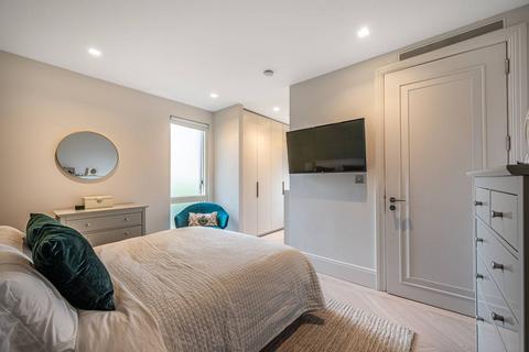2 bedroom flat for sale, Kidderpore Avenue, Hampstead, London, NW3