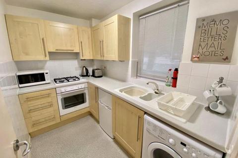 1 bedroom apartment to rent, Walden House, St Lukes Road South, Torquay
