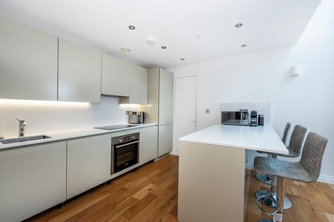 2 bedroom flat for sale, Western Avenue, Perivale, Greenford, UB6