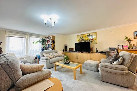 2 bedroom flat for sale, The Fairways, Bothwell, Glasgow