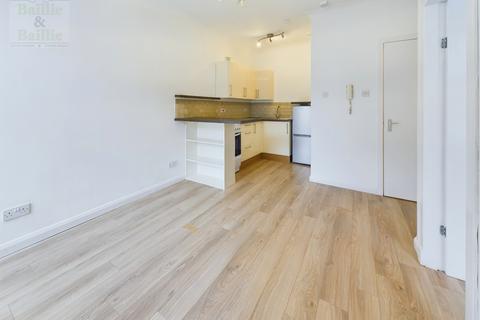 1 bedroom flat to rent, 9 Lawn Street, Flat 1/2, Paisley, PA1 1HA