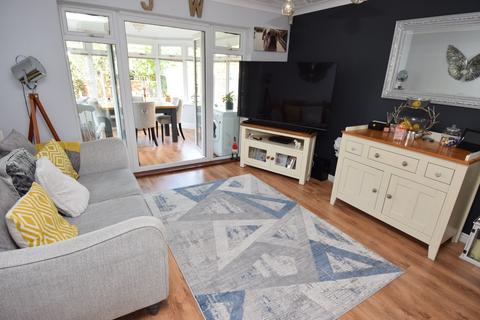 8 Carleton Close, Amesbury, Salisbury, SP4 7TU