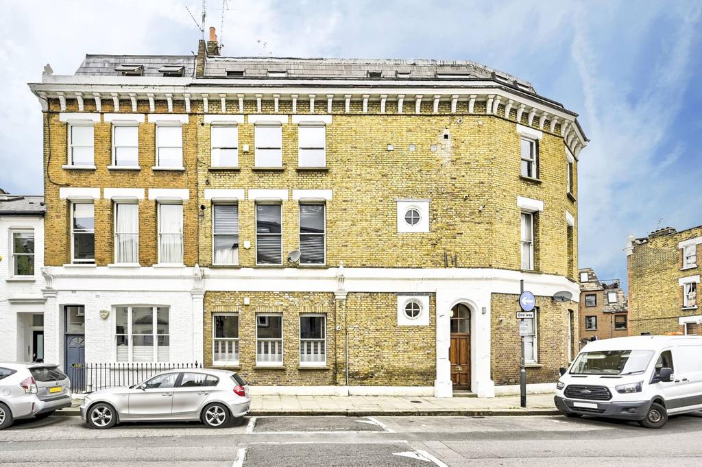 Blythe Road, Brook Green, London, W14 1 bed flat for sale £425,000