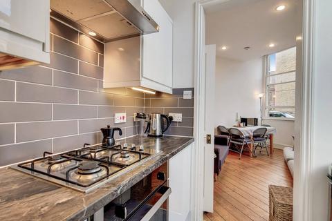 1 bedroom flat for sale, Blythe Road, Brook Green, London, W14