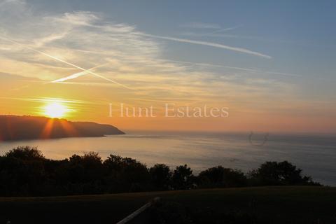 2 bedroom flat for sale, La Route Des Cotes Du Nord, Trinity, Jersey. JE3 5BJ