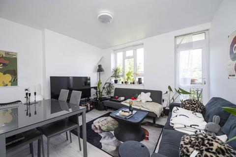 2 bedroom flat to rent, Whiston Road, Bethnal Green, London, E2