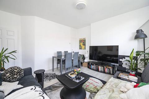 2 bedroom flat to rent, Whiston Road, Bethnal Green, London, E2