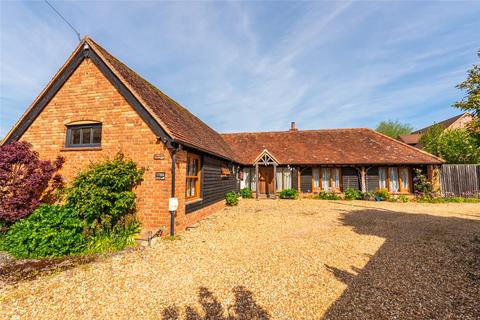 3 bedroom barn conversion for sale, Aylesbury Road, Bierton, Buckinghamshire, HP22