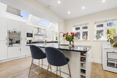59a Abbotswood Road, London, SW16 1AL