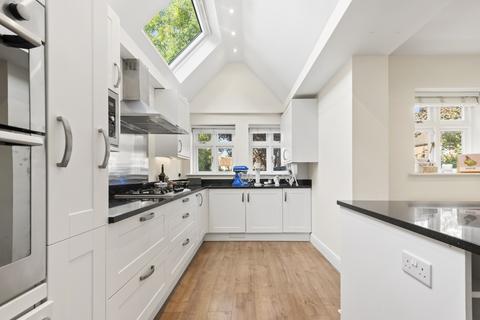 59a Abbotswood Road, London, SW16 1AL