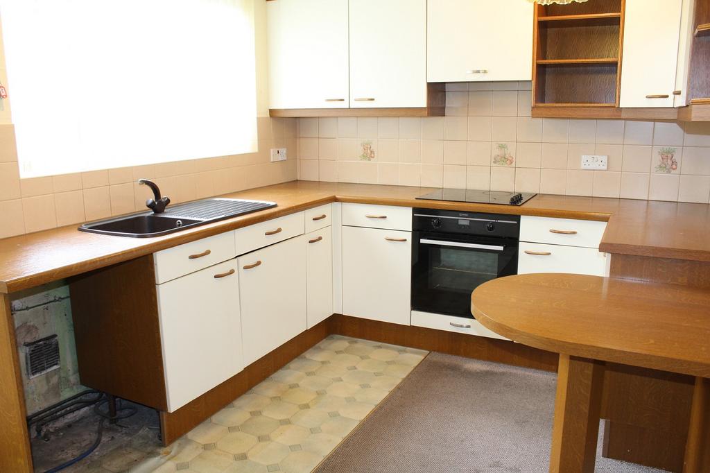 Fitted Kitchen