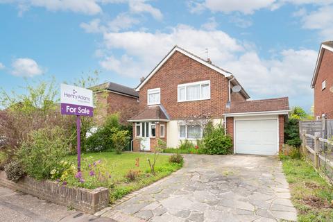 4 bedroom detached house for sale, Patchings, Horsham, RH13