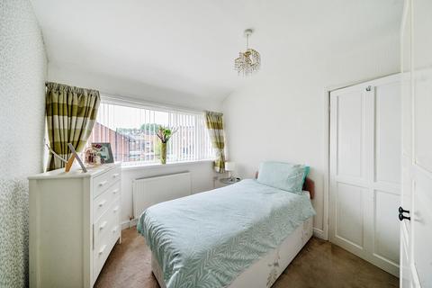 3 bedroom house for sale, Park Close, Leeds, West Yorkshire, LS13