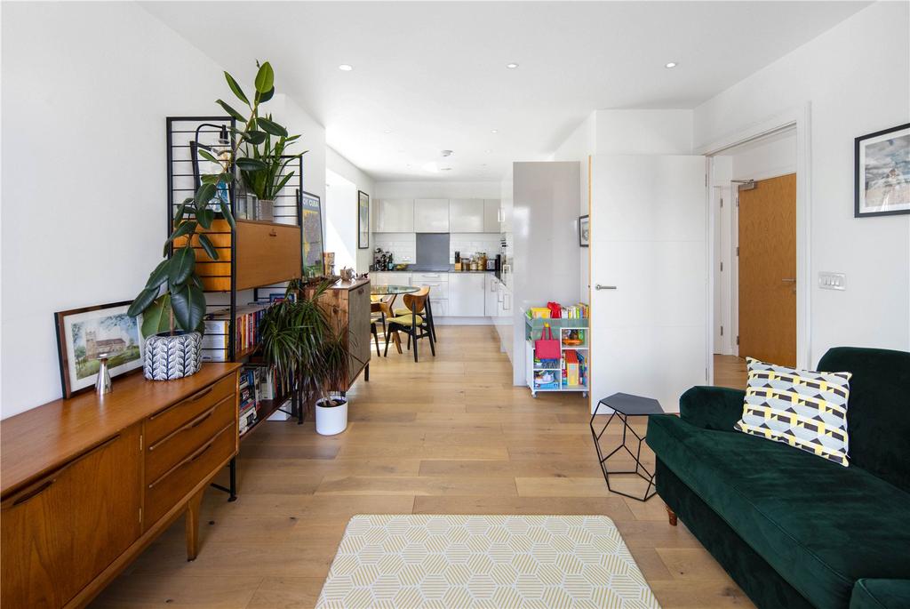 Living Room/Kitchen