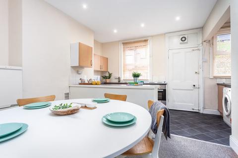 5 bedroom house share to rent, 55 Headingley Avenue, Headingley, Leeds, LS6 3ER