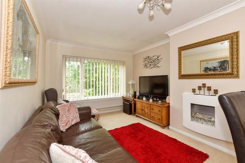 3 bedroom maisonette for sale, Doddinghurst Road, Brentwood, Essex