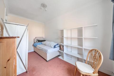 3 Augur Close, Staines-upon-thames, TW18 2DL