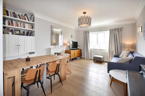 2 bedroom flat for sale, Watchfield Court, Chiswick