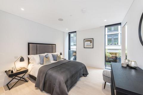 1 bedroom apartment to rent, Burlington Gate, London W1S