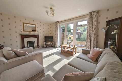 48 Brindley Close, Sheffield, S8 8PX