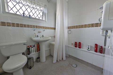 48 Brindley Close, Sheffield, S8 8PX