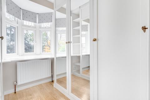 107 Alexandra Drive, Surbiton, KT5 9AE