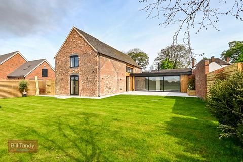 3 bedroom barn conversion for sale, Lichfield Road, Edial, Burntwood, WS7