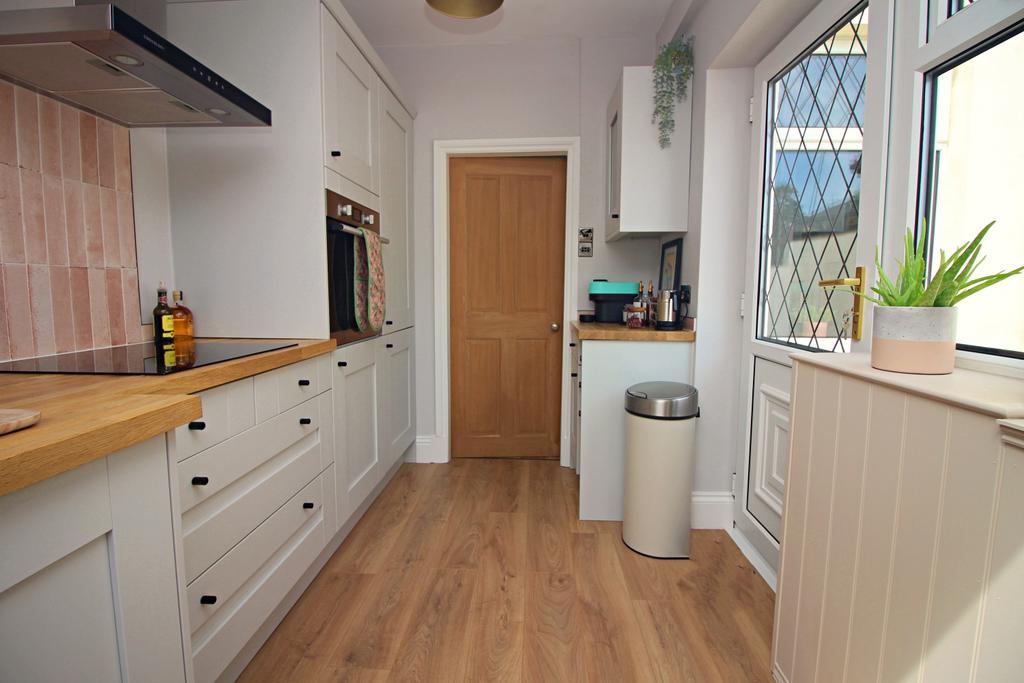 Fitted Kitchen