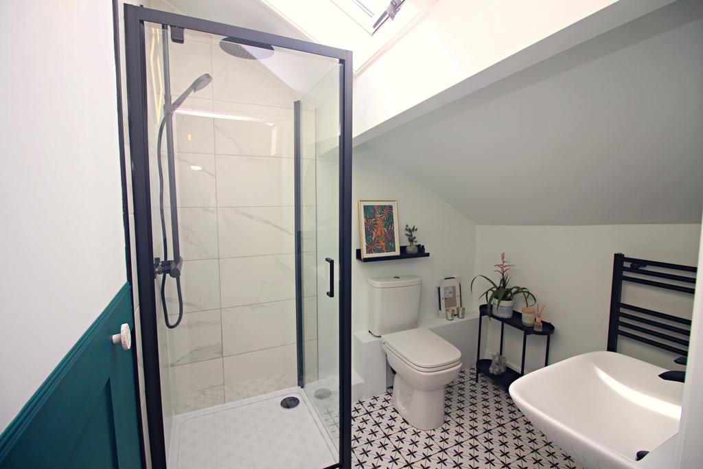 Ensuite Shower