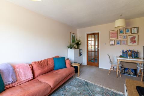 17 Llys Dewi, Creigiau, Cardiff, CF15 9JY