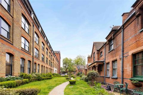 2 bedroom flat for sale, Staten Building, Bow Quarter, 60 Fairfield Road, Bow, London, E3