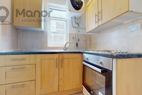 1 bedroom flat to rent, Anglesea Road, Woolwich, SE18 6EG