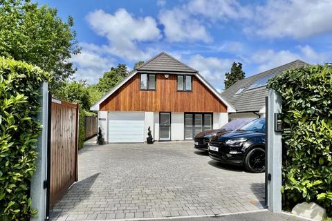 4 bedroom detached house for sale, Sandy Lane, St Ives, BH24 2LH