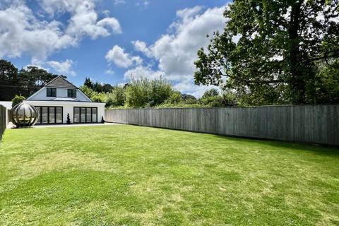 4 bedroom detached house for sale, Sandy Lane, St Ives, BH24 2LH