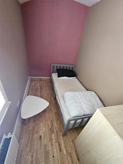 1 bedroom in a house share to rent, Tooting, London SW16