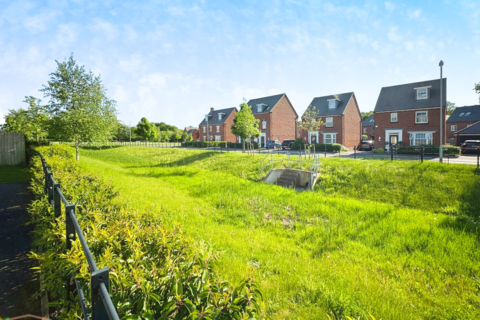 3 bedroom semi-detached house for sale, Gregory Close, Telford TF4