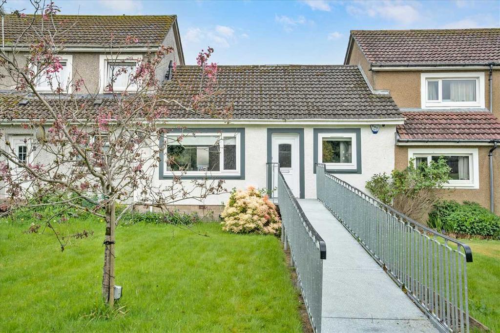 Bonnyton Drive, Eaglesham, EAGLESHAM 2 bed terraced house for sale £