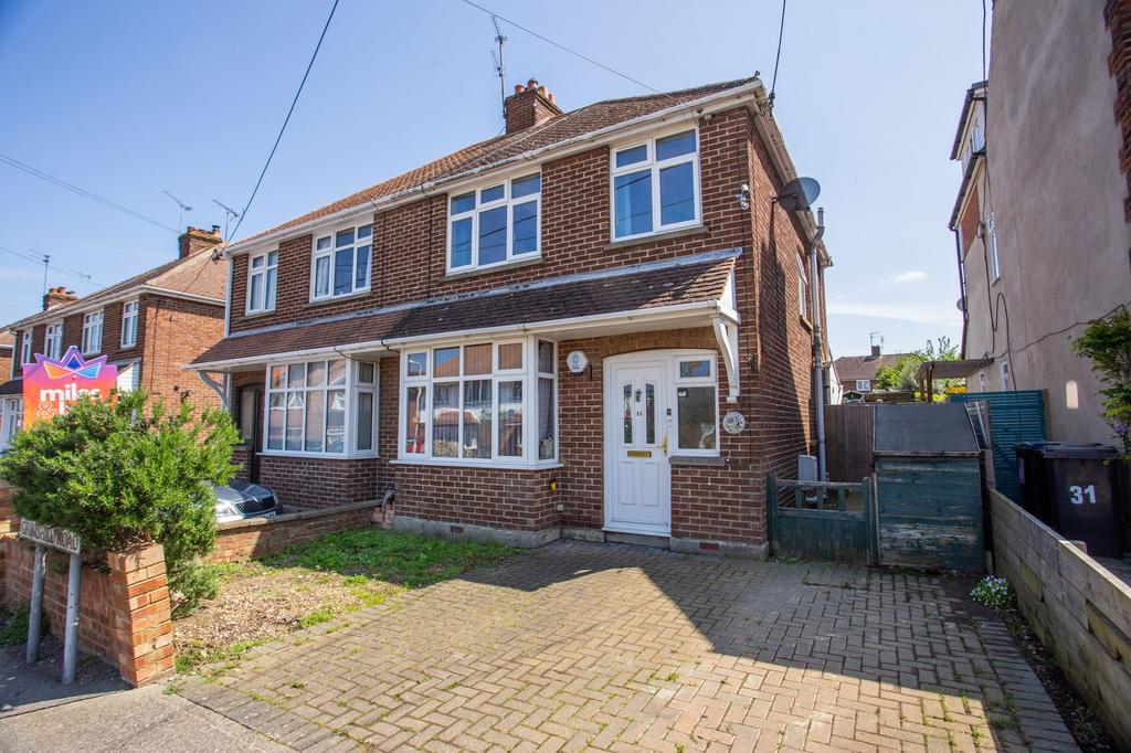Grimshill Road, Whitstable, CT5 3 bed semidetached house for sale £