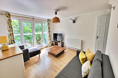 2 bedroom flat for sale, Bournemouth