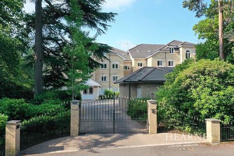 3 bedroom apartment for sale, Balcombe Road, Branksome Park, Poole, BH13