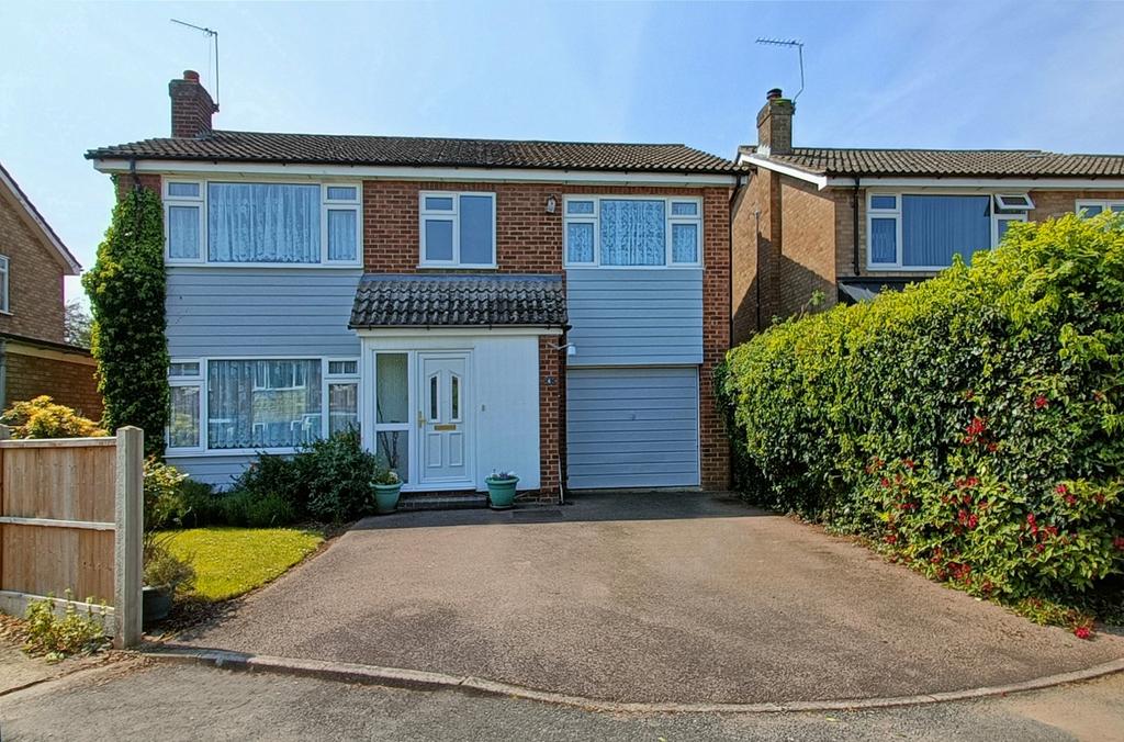 Deeping Close, Knebworth... 4 bed detached house for sale £590,000