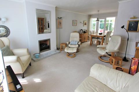 4 Deepings Close, Knebworth, SG3 6BW