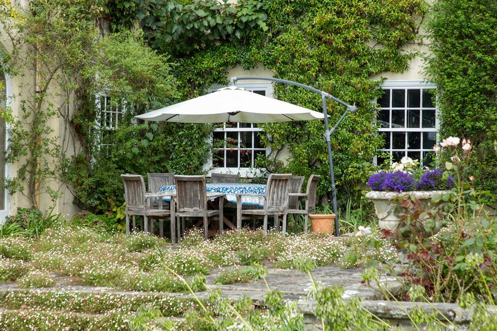 Courtyard Garden